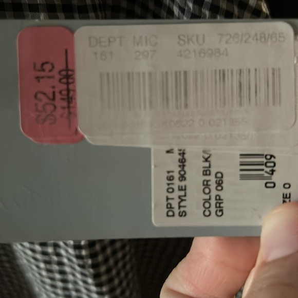 Antonio Melani NWT black/white pleated skirt - Picture 4 of 4